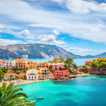 holidayme_StunningGreekIslands_Kefalonia_shutterstock_699656839