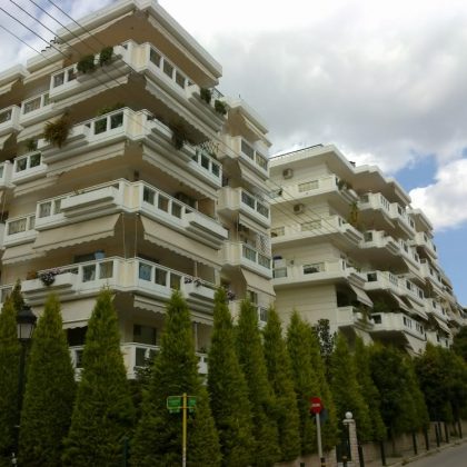 polykatoikia2